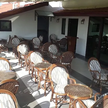 Hotel Saray 3*